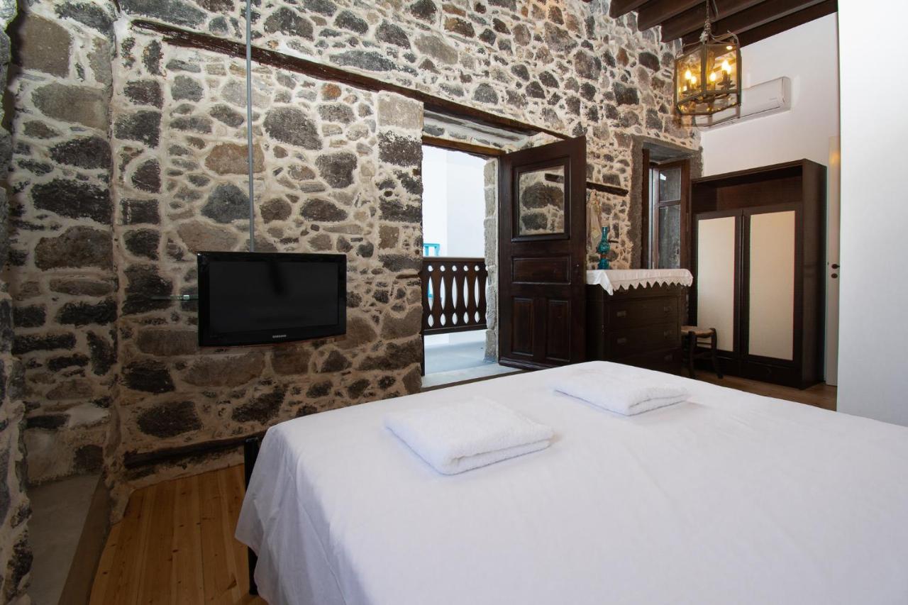 Апартаменты Plousiadi΄S Stone House Paloi Экстерьер фото