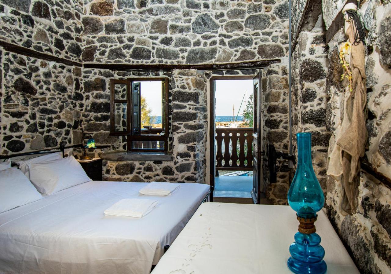 Апартаменты Plousiadi΄S Stone House Paloi Экстерьер фото